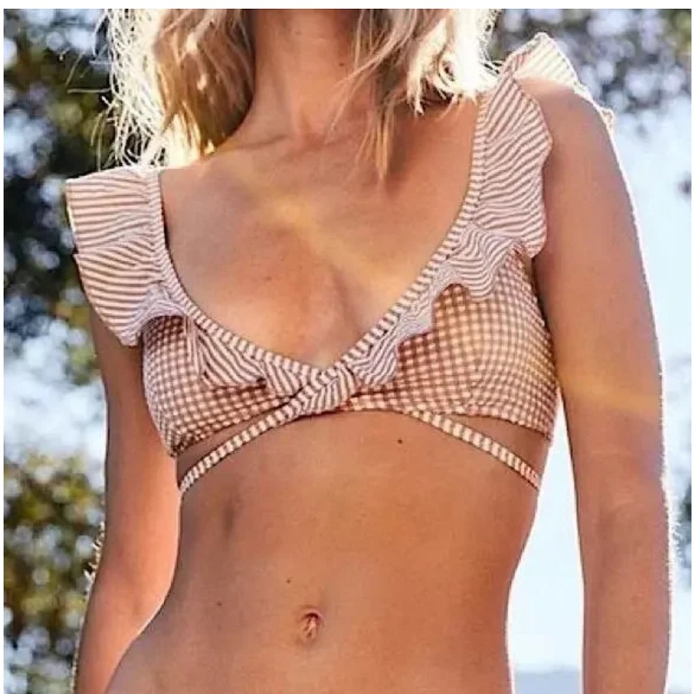 Aerie Women's Gingham Seersucker Wrap Bikini Top
Tan Size XXL
